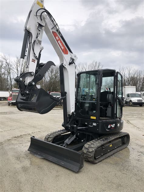 bobcat 40 mini excavator|used bobcat mini excavators for sale near me.